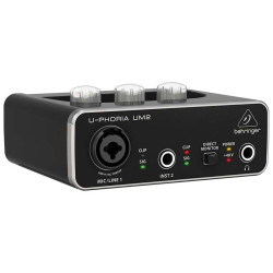 Behringer U-Phoria UM2