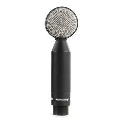 Beyer Dynamic M 130