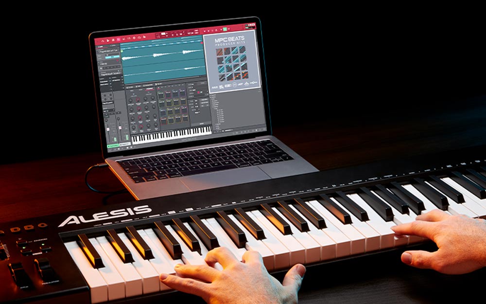 alesis-q88-mkii میدی کنترلر السیس Alesis Q88 MKII=