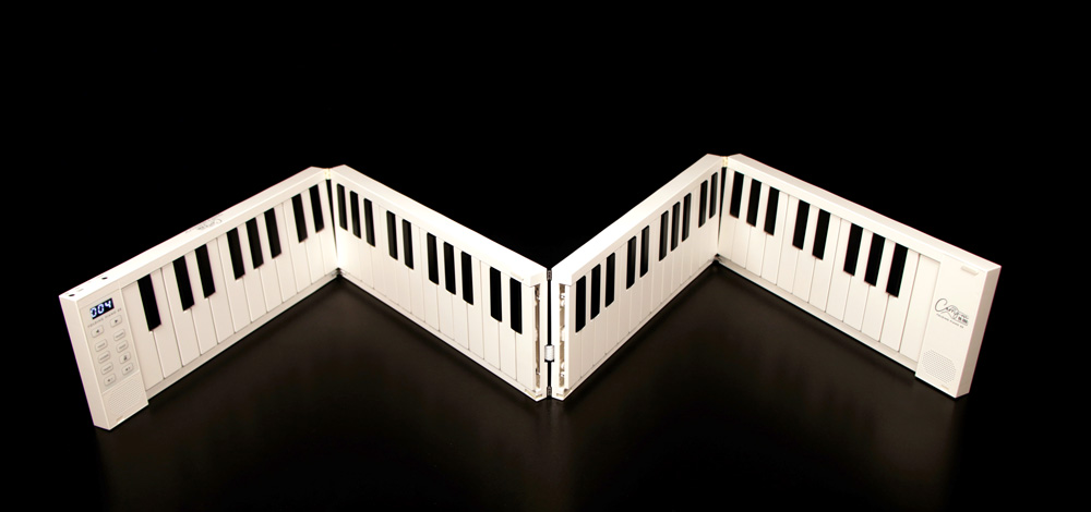 carry-on-folding-piano-88-key-white پیانو تاشو کری آن Carry on Folding Piano 88 key white