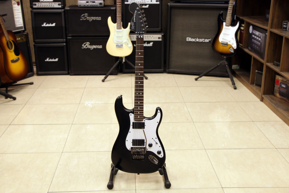 squier-cont-strat-2h-rvs-flt-blk گیتار الکتریک فندر اسکوایر Squier Cont Strat 2H RVS FLT BLK
