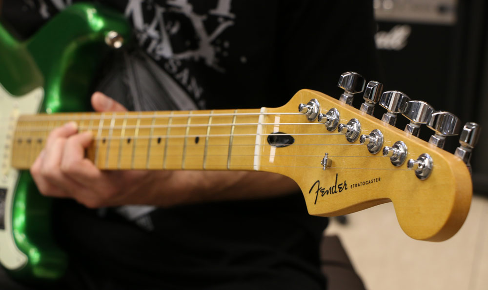 fender-player-plus-strat-hss-cosmic-jade گیتار الکتریک فندر Fender Player Plus Strat HSS Cosmic Jade