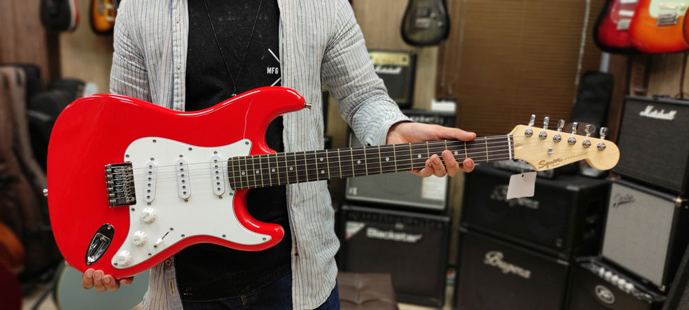fender-squier-mm-strat-ht-red گيتار الکتريک اسکوایر Fender Squier MM Strat HT Red