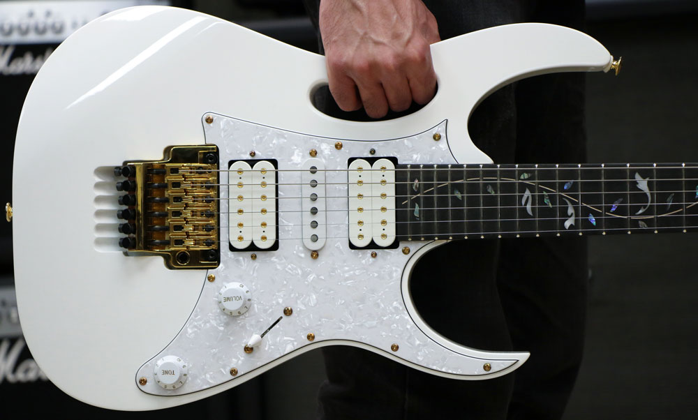 ibanez-jem7vp-wh گیتار الکتریک آیبانز Ibanez JEM7VP WH