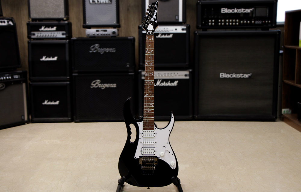 گیتار الکتریک آیبانز Ibanez JemJR BK