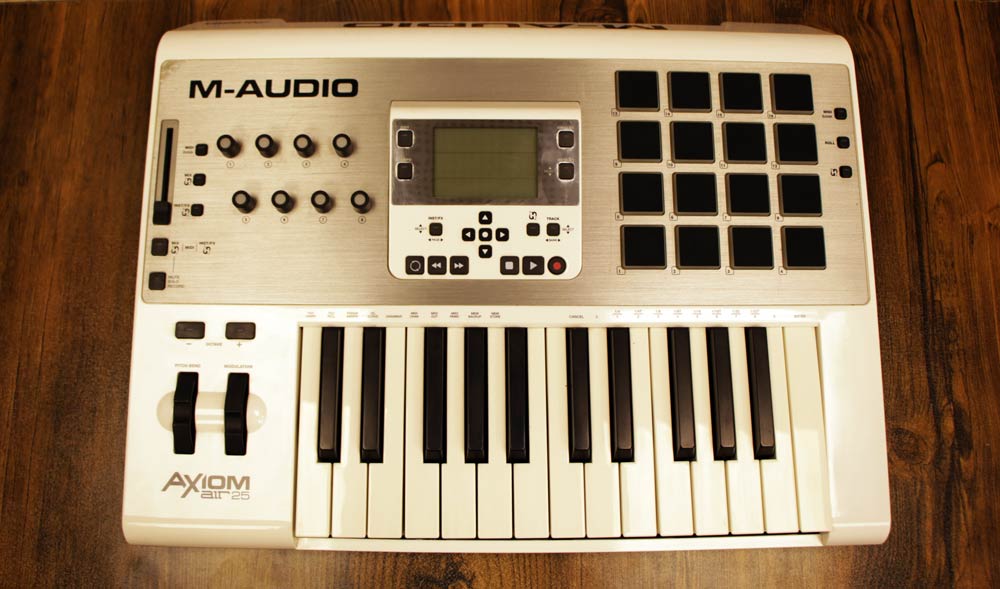میدی کنترلر ام آدیو M-Audio Axiom AIR 25