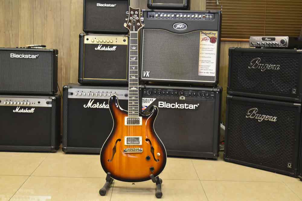 prs-se-hollowbody-standard-mccarty-tsb گیتار هالوبادی پی آر اس PRS SE Hollowbody Standard McCarty TSB